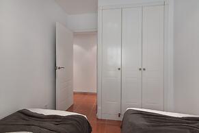 Sea-view Apartment for 7
