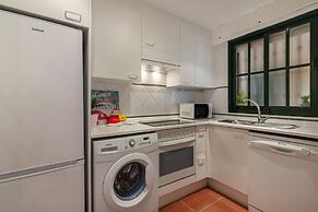 Sea-view Apartment for 7