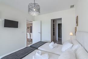 Flat Near Haraganes Beach