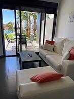 Modern Apartment in Oasis Beach