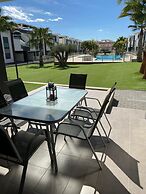 Modern Apartment in Oasis Beach