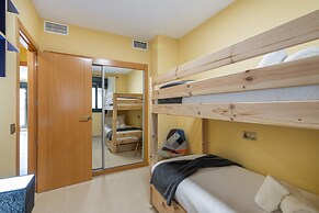 Cozy Beach Apartment for 5