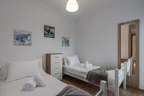Apartment in Punta del Moral for 6
