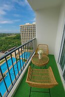 Panoramic Pool Views in Luxurious Lapu-lapu City Condo