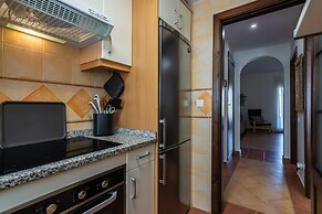 Seaside Retreat for 9 Guests