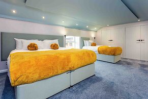 Elderberry Hall - 7 Bed