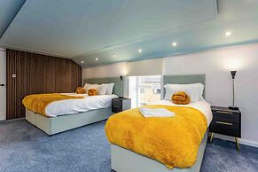 Elderberry Hall - 7 Bed