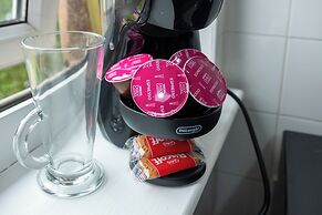Modern Unit Cook  Work in Comfort