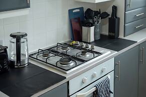 Modern Unit Cook  Work in Comfort