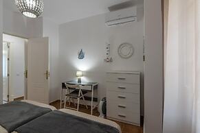 Stay Near Beach in Punta del Moral
