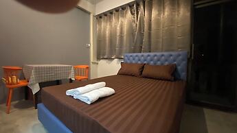 Capricorn Hostel