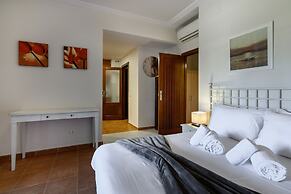 Golfside Getaway in Isla Canela for 2