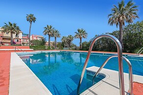 2-bedroom Beachfront Apartment