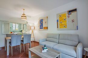 2-bedroom Beachfront Apartment