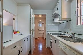 2-bedroom Beachfront Apartment