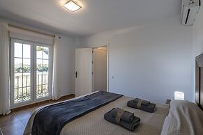 Isla Canela Apartment With Pool