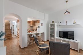 Sunny Andalusian Retreat