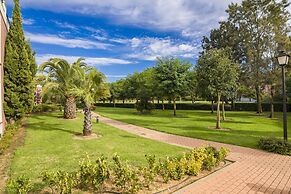 Apartment Next to Golf Course