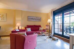 Apartment Next to Golf Course