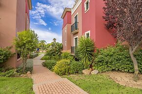 Apartment Next to Golf Course