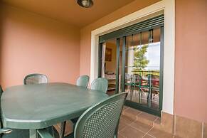 Apartment Next to Golf Course