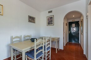 Golfside Apartment in Isla Canela