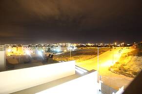 Spacious Villa in Villamartin for 6