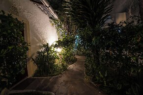 Paradise Lagoon B&B