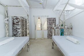 Paradise Lagoon B&B