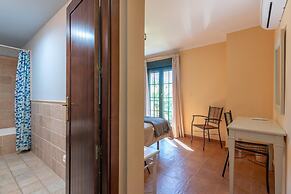 Golfside Stay for 5 Guests