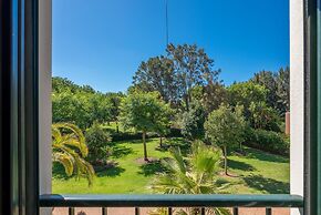Golfside Stay for 5 Guests