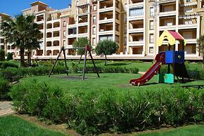 Garden-view Flat Near the Sea