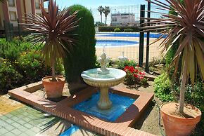 Garden-view Flat Near the Sea