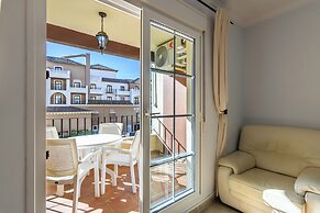 Garden-view Flat Near the Sea