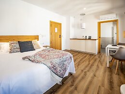 City Comfort Modern Aparthotel