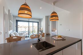 Beachfront Views and Poolside Stay