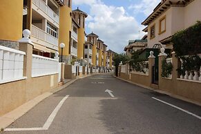 Home Near Beach & Shops