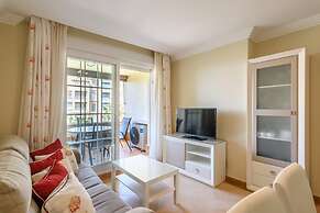 Beachfront Comfort With Terrace