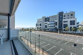 Apartment Right Next to Beach