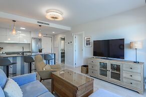 Apartment Right Next to Beach