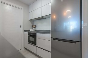 Apartment Right Next to Beach