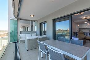 Apartment Right Next to Beach