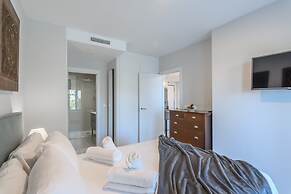 Apartment Right Next to Beach