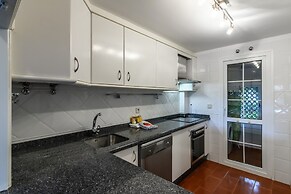 Golf & Riverside Apartment in Isla Canela