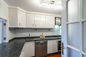 Golf & Riverside Apartment in Isla Canela