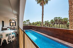 Beachfront Apartment With Terrace