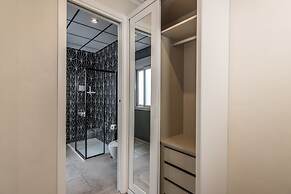 Ayamonte Central: City Apartment