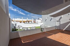 Ayamonte Central: City Apartment