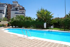 Family-friendly Stay by the Sea