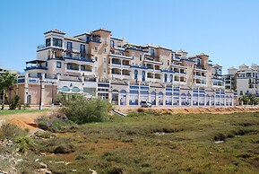 Family-friendly Stay by the Sea